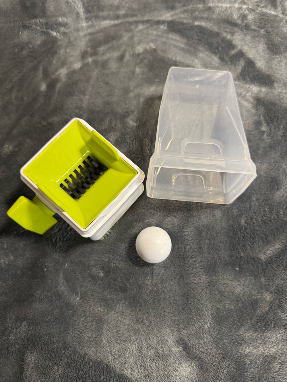 Pampered Chef 1524 Herb Mill Kitchen Fresh Herb Grinder White & Green